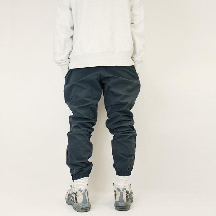 Champion（チャンピオン） ナイロンパンツ Champion WOVEN PANT P3980