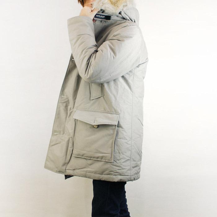 Woolrich John Rich & Bros. ウールリッチ ダウンジャケット woolrich