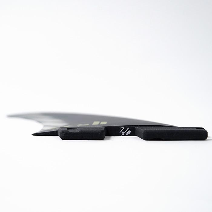 FCS2 フィン CARVER PC CARBON TRI FINS Lサイズ FCS II CARVER TRI FIN SET - FCS JAPAN