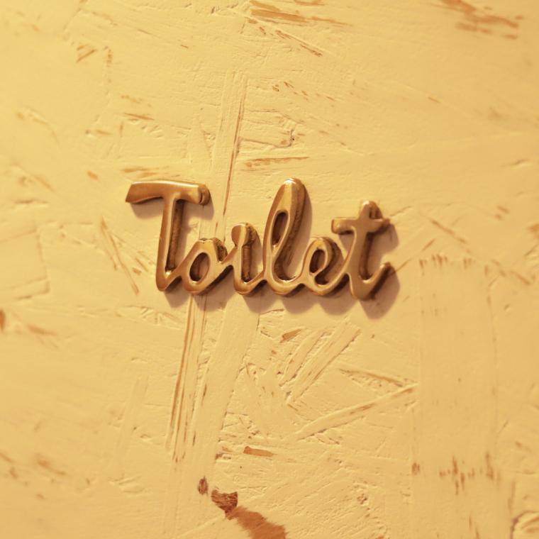 トイレサイン ブラス ブラック 真鍮 おしゃれ トイレマーク ゴールド