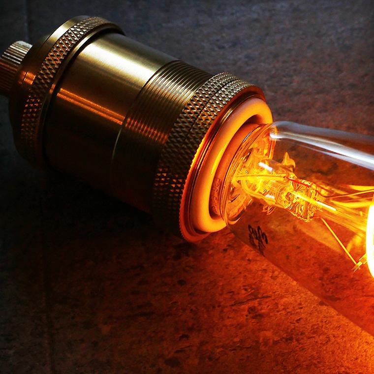 真鍮ソケットペンダントライト ブラス 200cm 1灯 ロングコード E26 2m