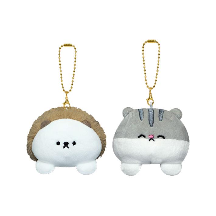 リバーシブルぬいぐるみキーホルダー ハリネズミ&ハムスター柄 108861