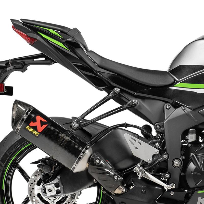 AKRAPOVIC アクラポビッチ サイレンサーブラケット カーボン ZX AKRAPOVIC アクラポビッチ サイレンサーブラケット カーボン ZX