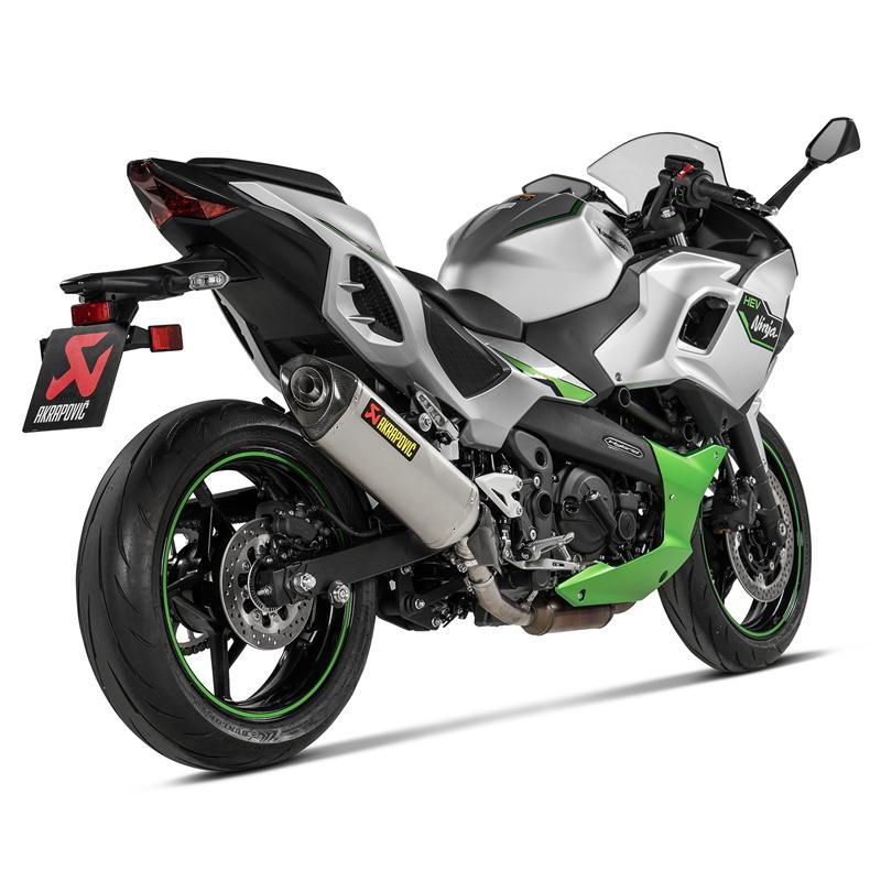 AKRAPOVIC（アクラポビッチ） AKRAPOVIC Eマーク SLIP ON LINE Ninja 7