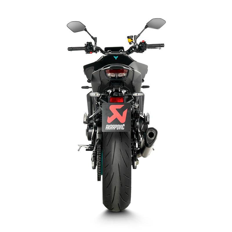 ar まとめ売り AKRAPOVIC（アクラポビッチ） AKRAPOVIC Eマーク RACING LINE(3-1) MT