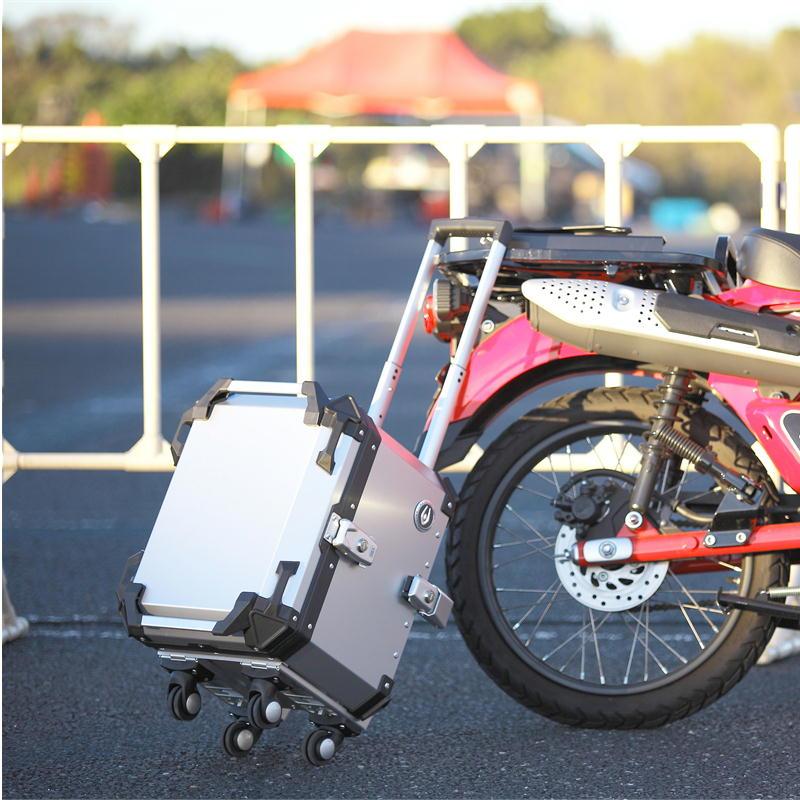 クーケース COOCASE トロリーアルミトップケース シルバー 45L_1