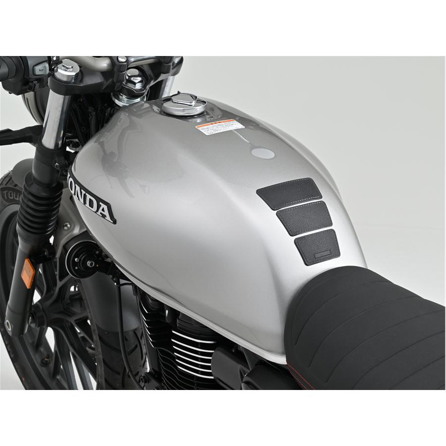専用 DAYTONA（デイトナ） タンクパッド（軟質エンブレム） レザー調 / トラ