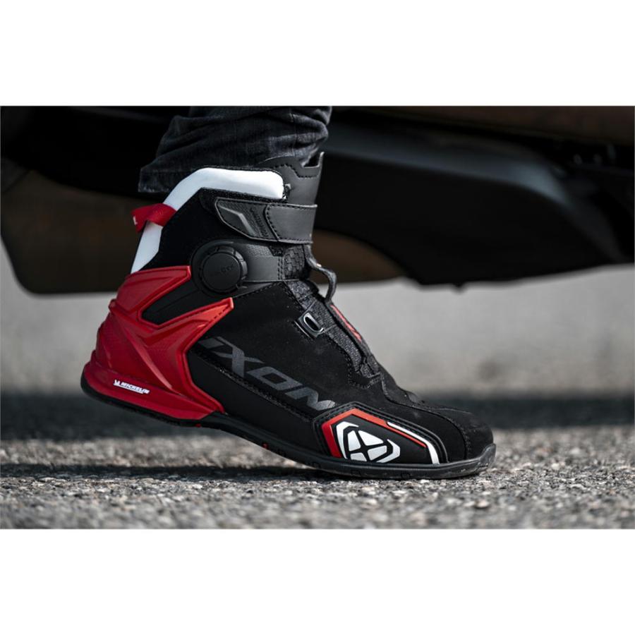 39 | IXON（イクソン）BULL 2 WP ブーツ (BLACK) | Xwkjwp