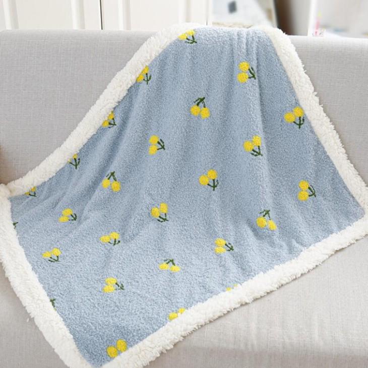 【M・Lサイズ】超可愛い! 犬用品 オールシーズン 秋冬 中型犬 小型犬 さくらんぼ ブランケット 犬用毛布 暖かい ふわふわ 柔らかい パステルカラー |  | 02