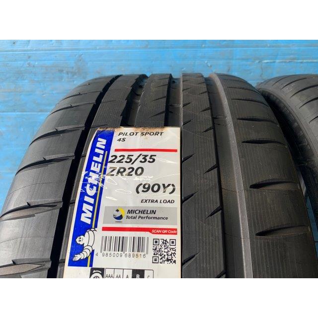 デュペイジさん専用 ミシュラン パイロットスポーツ4S　225/35ZR20 デュペイジさん専用 ミシュラン パイロットスポーツ4S 225/35ZR20
