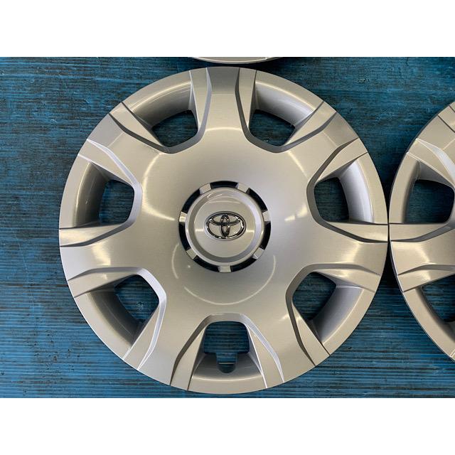 トヨタ　ハイエース　純正 ホイールキャップ トヨタ 中古 ホイールキャップ トヨタ純正 ハイエース200系