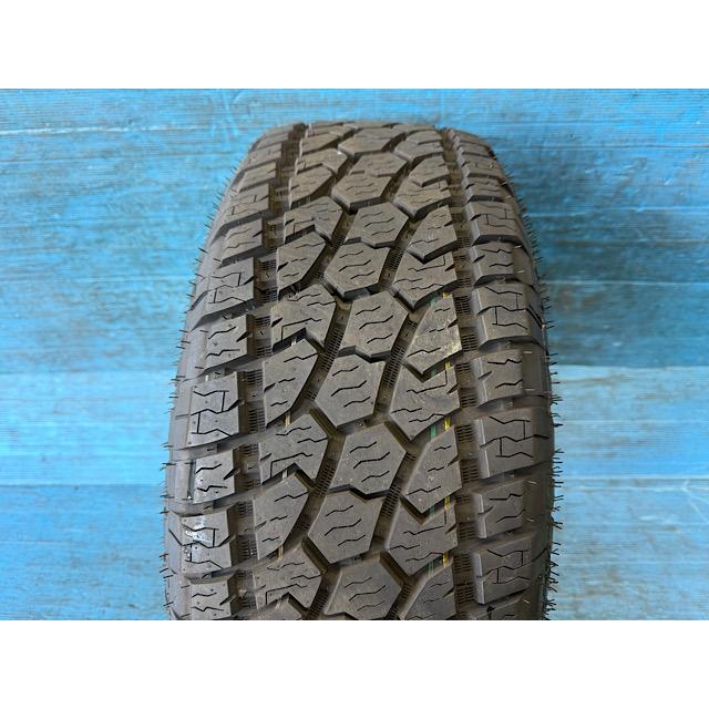 中古 17インチ タイヤ&ホイール 4本セット ウェッズ MUD VANCE04 RADAR RENEGADE A/T5 265/65R17 江戸川店の画像