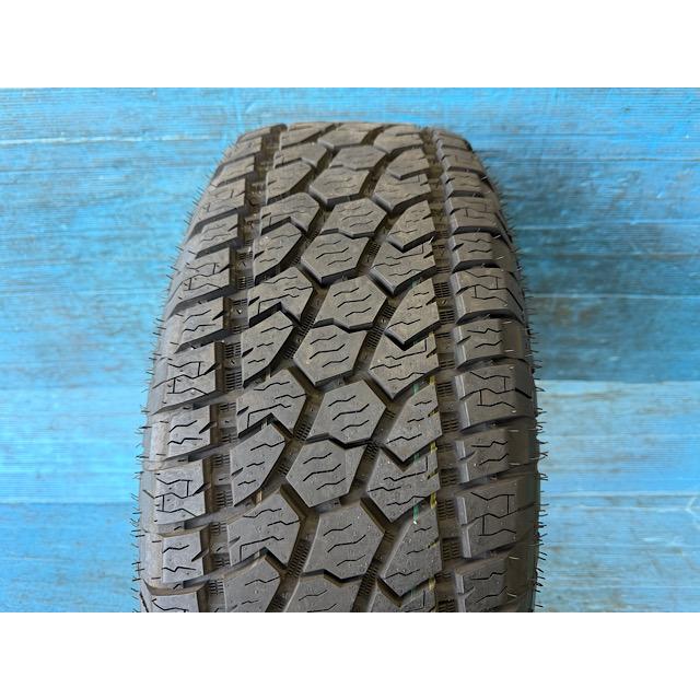 中古 17インチ タイヤ&ホイール 4本セット ウェッズ MUD VANCE04 RADAR RENEGADE A/T5 265/65R17 江戸川店の画像