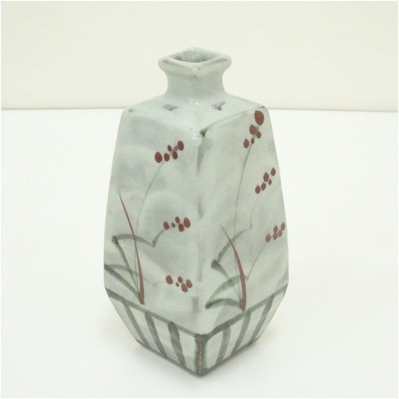 新晶窯 加藤賢司造 鉄描赤彩四方花入（共箱） : 茶道具と掛軸の