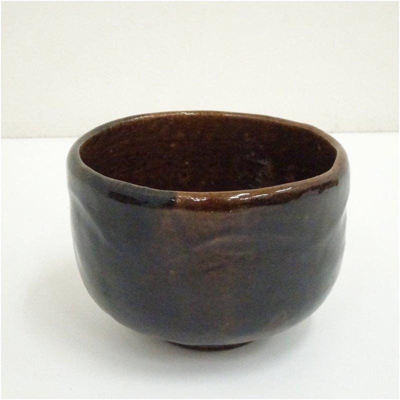 茶道具 大樋焼 【大樋一平？】茶碗 共箱？ 大樋焼 大樋一平造 茶碗（共箱） : 茶道具と掛軸のショップつなぐ