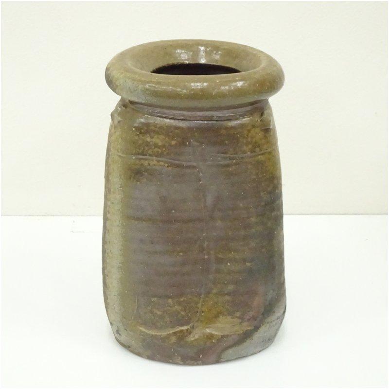 備前焼　伊勢崎紳造　三角花入（共箱）_2