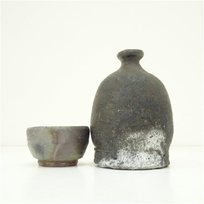 備前焼 和仁正興造 窯変徳利・酒呑セット（共箱） : 茶道具と掛軸の