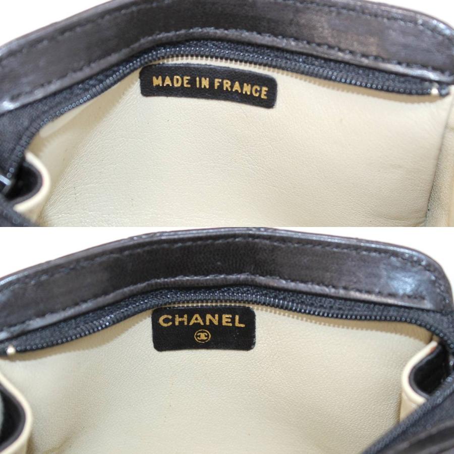 CHANEL シャネル ポーチ フリンジ リザード CHANEL シャネル ポーチ フリンジ リザード