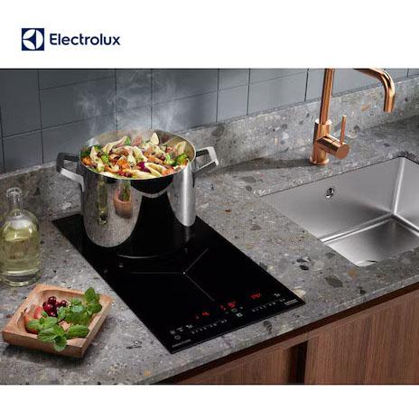 Electrolux ドロップイン 2口 IHクッキングヒーター【EHI326CB 