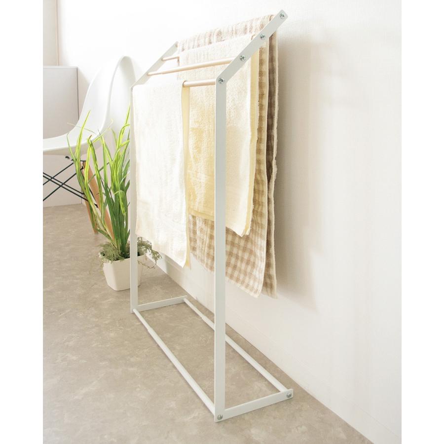 タオルスタンド 4連 おしゃれ スリム 伸縮式 バスタオル掛け Alltid アルティード タオル掛け タオルスタンド Hs 4065 Hs 4065 インテリア家具のエッジーノイエ 通販 Yahoo ショッピング