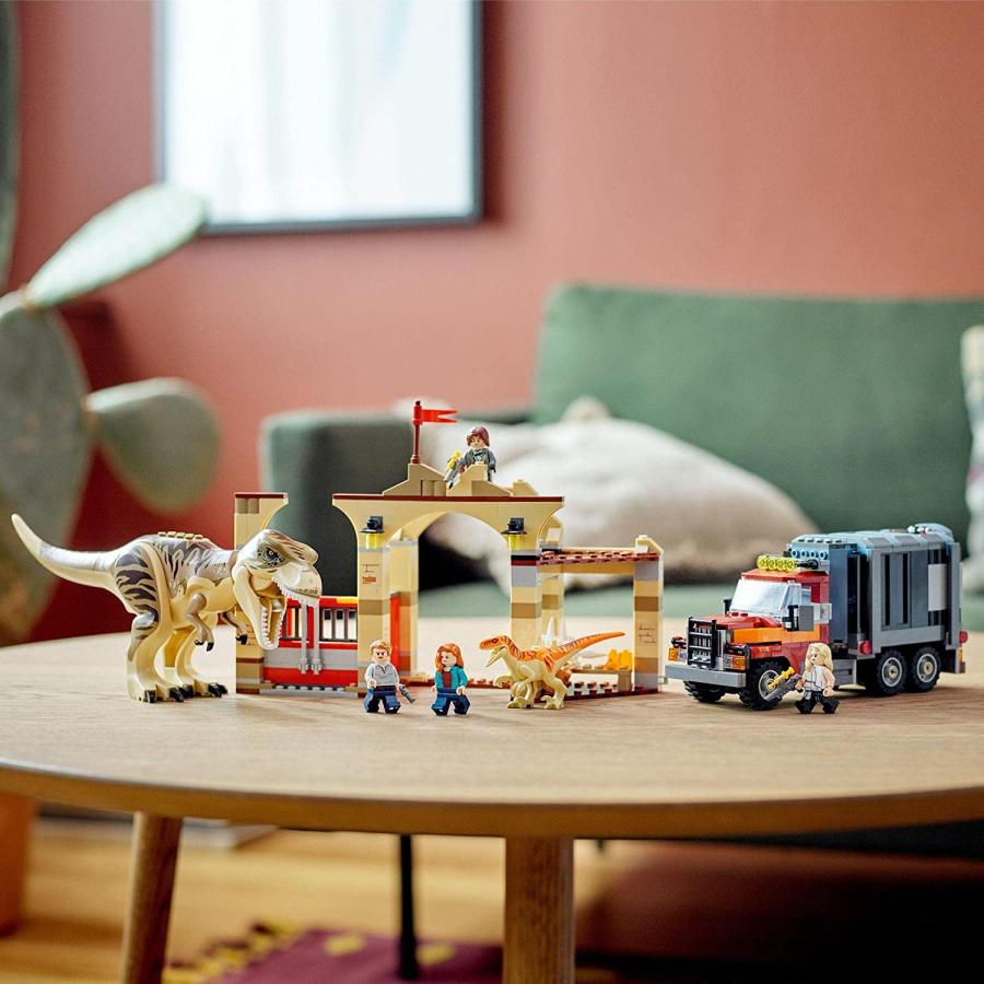LEGO（レゴ） ジュラシック・ワールド T-レックスとアトロキラプトルの