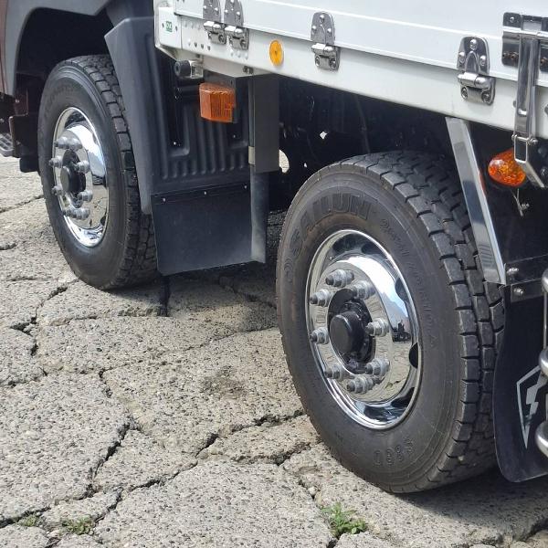 メッキホイール 19.5×7.50 8穴 オフセット147 PCD285 フロント用 新ISO