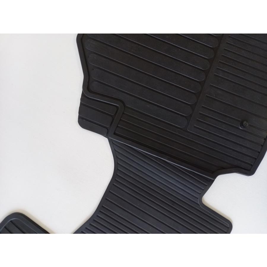 エブリィバン DA64V ゴムマット 日本製 | スズキ | 03