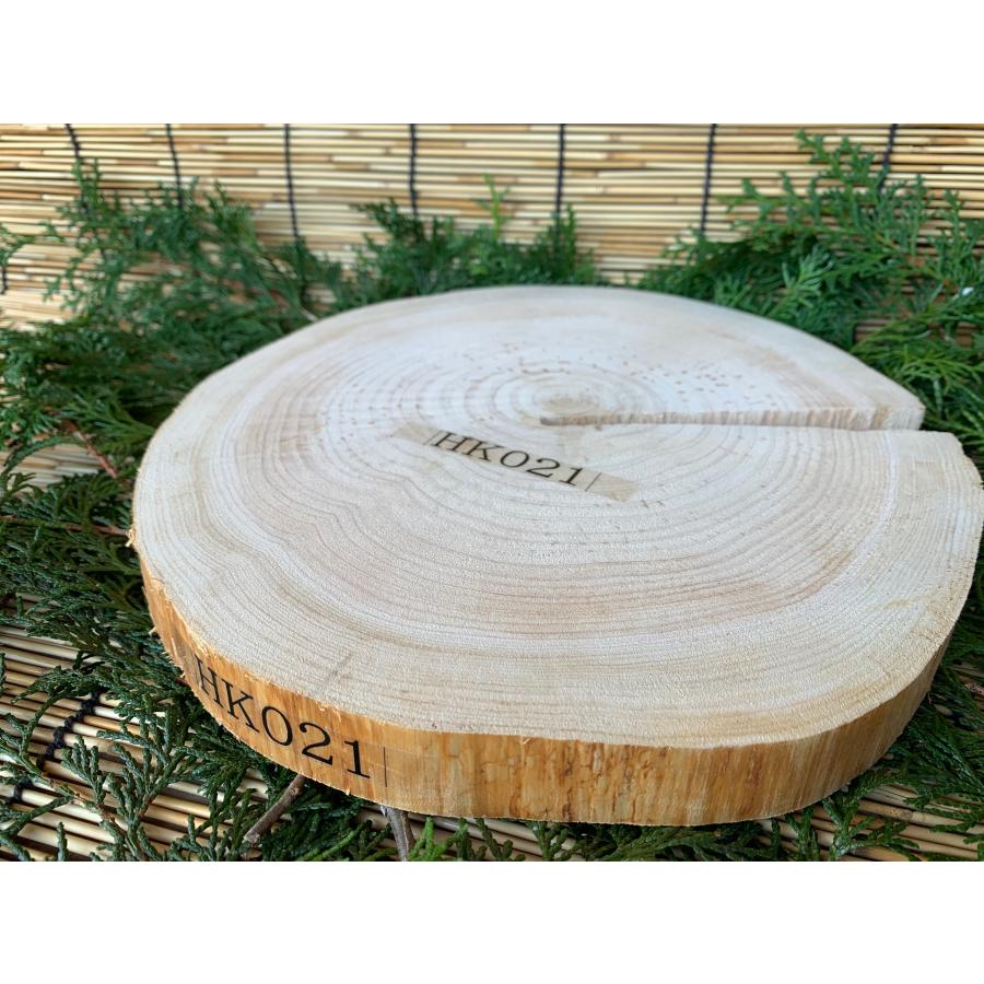 【限定品】丹波ヒノキ 輪切り 皮剥ぎ 直径約26〜28cm 厚さ約2cm | ブランド登録なし | 01