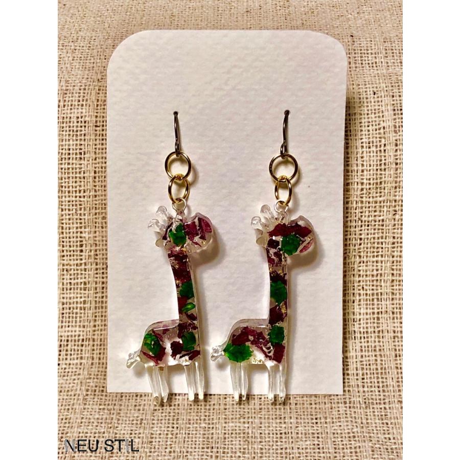 ハンドメイド ピアス チタン キリン バラ 紫 緑 G Neu Stil 通販 Yahoo ショッピング