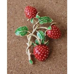 ブローチ 3個のイチゴ 葉っぱ付き Nyb6691c018 ノイシュタットyahoo 店 通販 Yahoo ショッピング