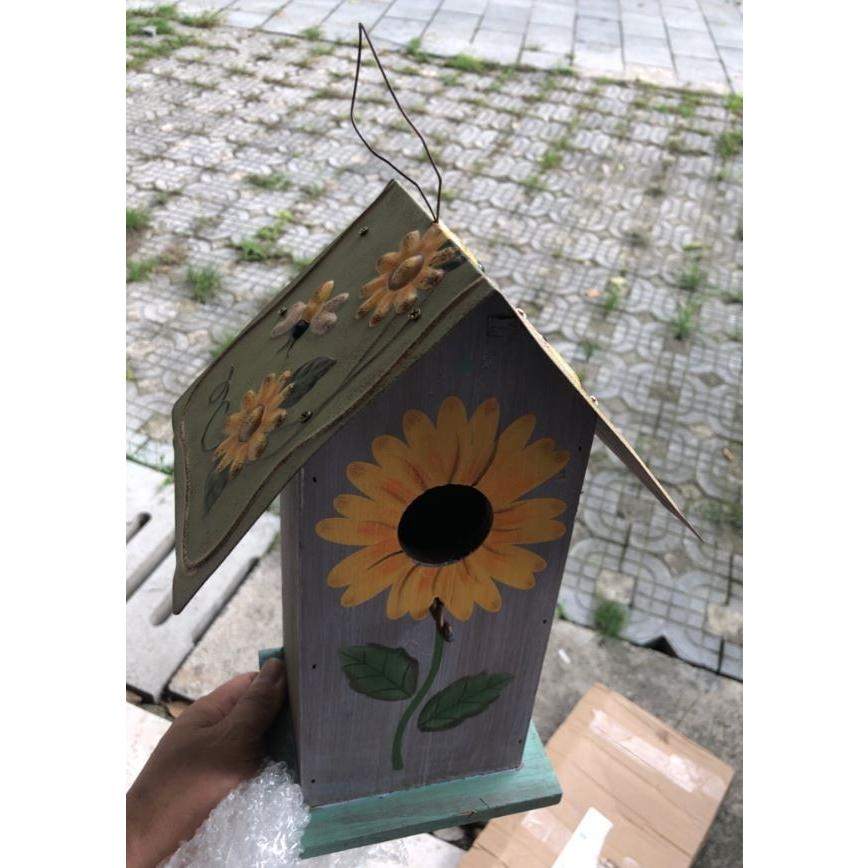 ガーデンオブジェ バードハウス 巣箱 お花と昆虫のペイント ブリキの屋根 (イエロー)｜neustadt｜03