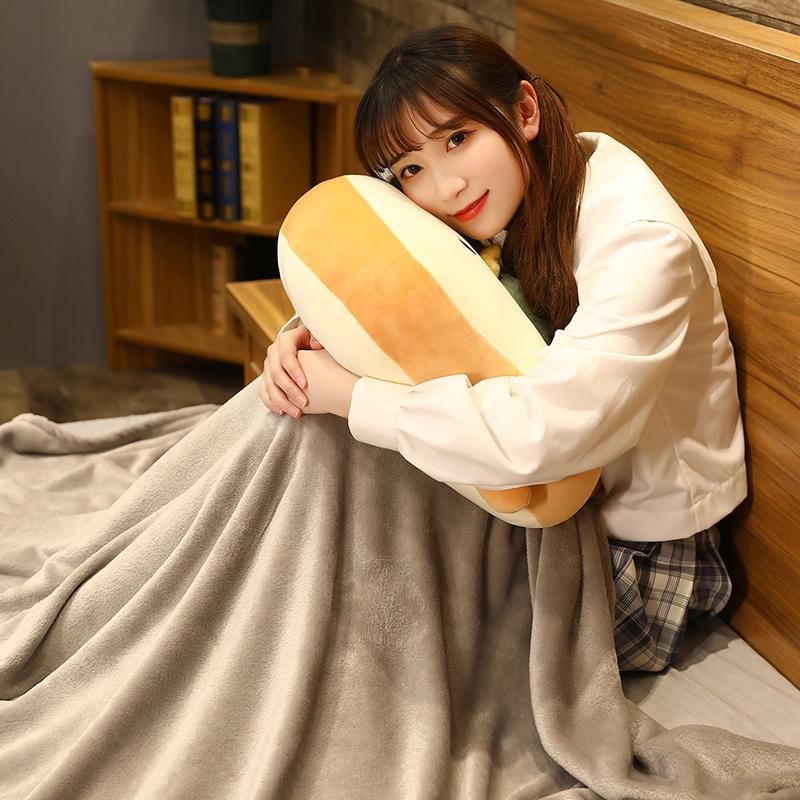 クッション トーストさん 笑顔 手足付き 真ん中に植物 ニンジン Och3214c024 ノイシュタットyahoo 店 通販 Yahoo ショッピング