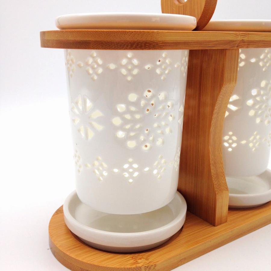 箸立て 2個一体型 シンプル 透かし入り 木製スタンド付き フラワー Tuc3426c036 ノイシュタットyahoo 店 通販 Yahoo ショッピング