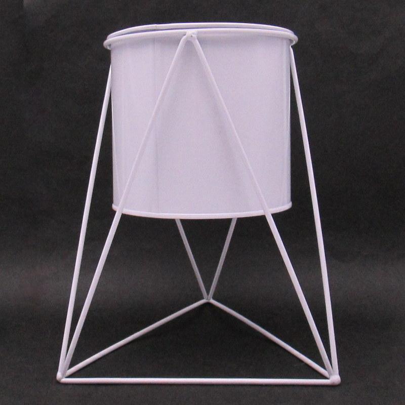 鉢カバー 北欧風 シンプル 鉄製 ワイヤースタンド付き (三角形×ホワイト)