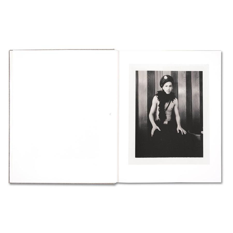 Collier Schorr: Augustの画像