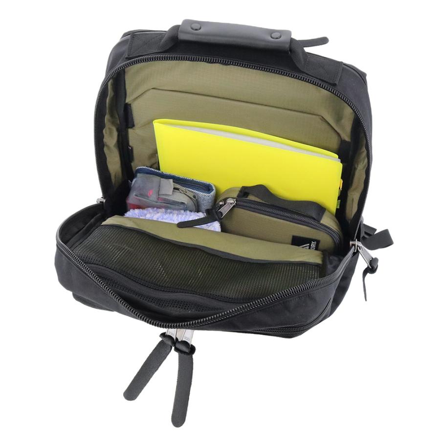 ◆ほぼ新品◆GREGORY◆ASSAULT◆ビジネスバッグ◆A4対応◆コヨーテ アウトドア用バックパックの技術が搭載された「GREGORY
