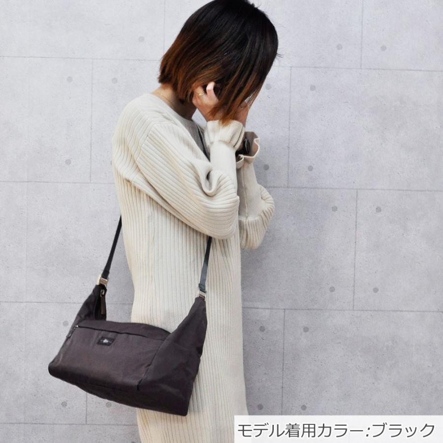 UPLA（ウプラ） エアーショルダー Air shoulder ショルダーバッグ