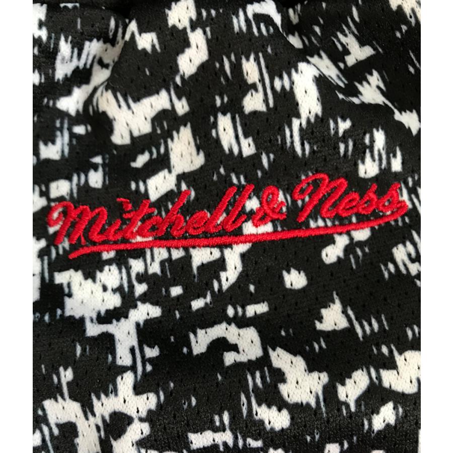 Mitchell&Ness（ミッチェルアンドネス） ブルズ ハーフパンツ 黒