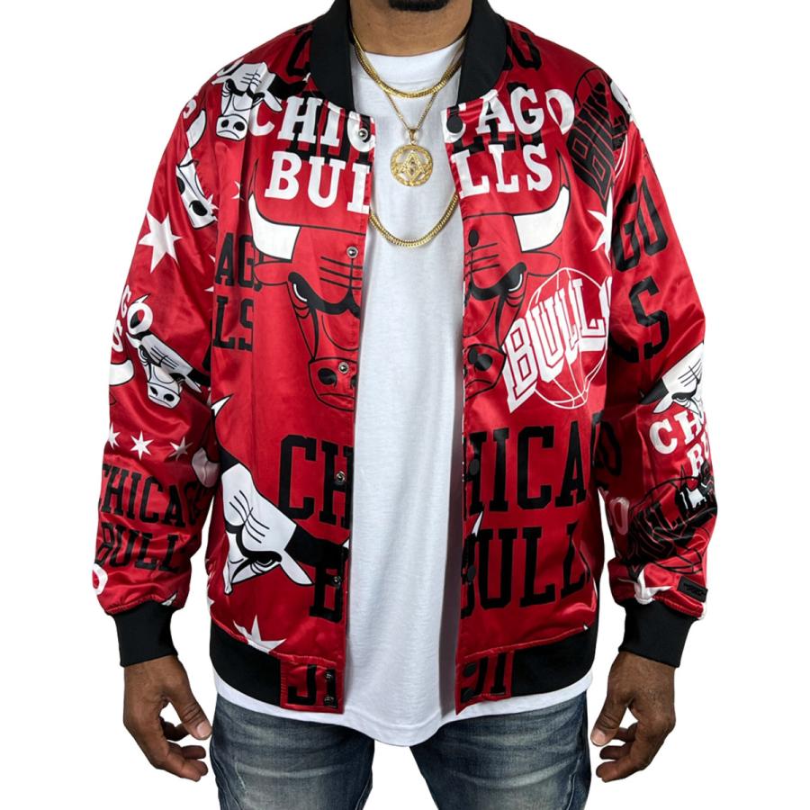 シカゴブルズ サテン ジャケット スタジャン BULLS 赤 レッド 総 シカゴブルズ サテン ジャケット スタジャン BULLS 赤 レッド 総
