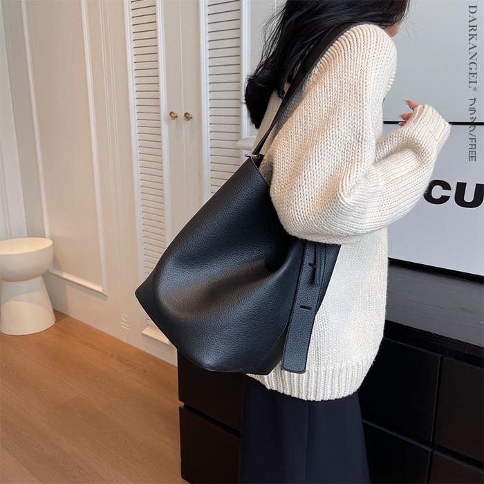 Dark Angel（ダークエンジェル） 本革風バケツ型トートバッグ