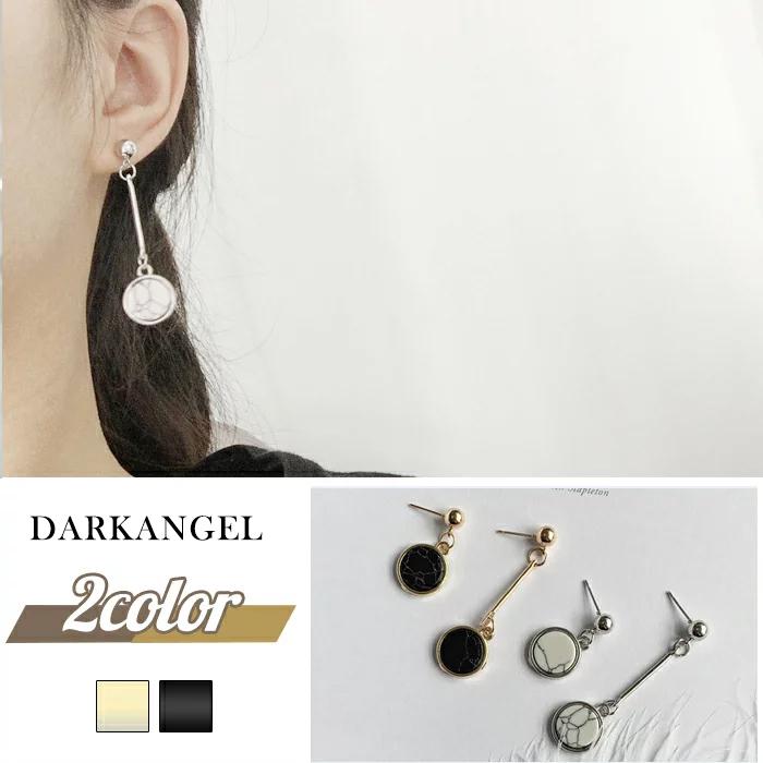 アシンメトリーラウンドモチーフスタッドピアス キャッチピアス サークル 丸 円 ブラック 黒 ホワイト 白 シンプル かわいい Piw1801 0168 Dark Angel ダークエンジェル 通販 Yahoo ショッピング