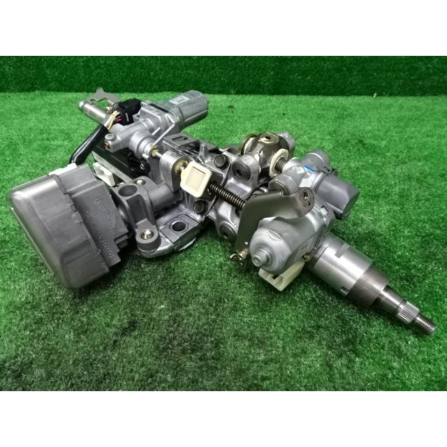 トヨタ クラウン ロイヤルサルーン・GRS182 H16年・ステアリング 