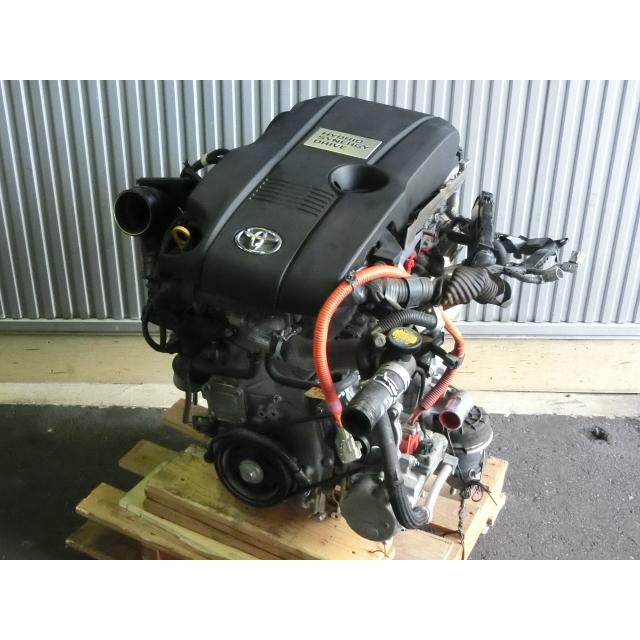 トヨタ クラウンロイヤル ハイブリッド・AWS210 H25年・エンジン 