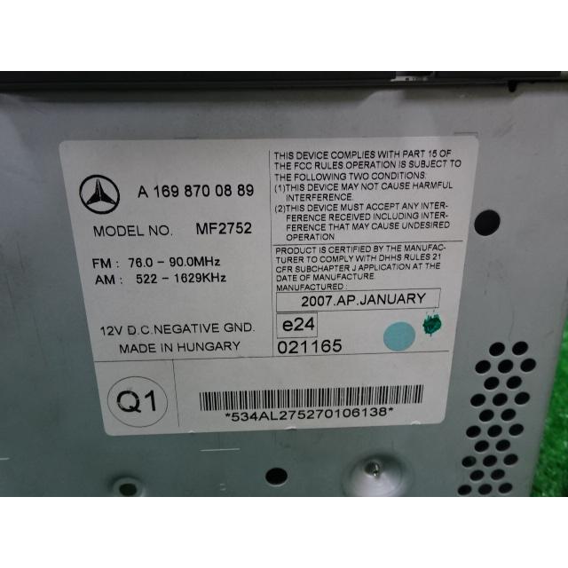 ☆特価SALE ベンツ・純正オーディオデッキ・A1698700889 MF2752 CD AM