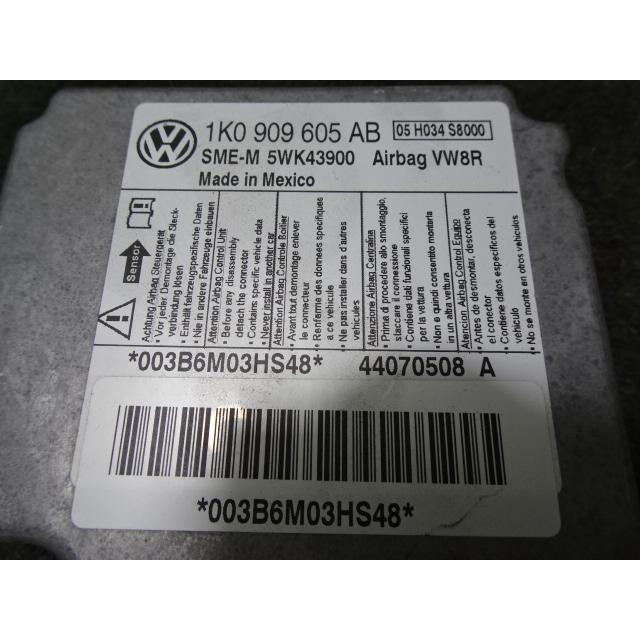 〇 フォルクスワーゲン ジェッタ・1KBLG・エアバッグコンピューター 