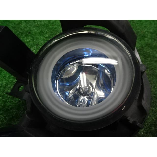 ニッサン 日産 リーフ G・ZE0 H23年式・右フォグランプ・バルブ