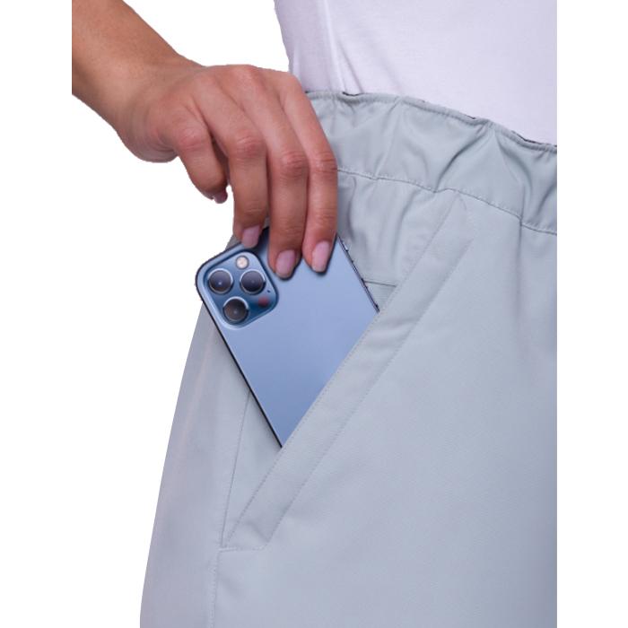 686（シックスエイトシックス） 日本正規品 スノーボード ウェア