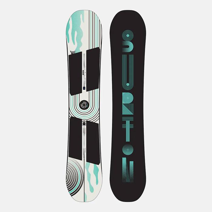 美品　BURTON REWIND 146 PurePop レディースボード BURTON（バートン） 日本正規品 スノーボード 板 BURTON WOMEN'S
