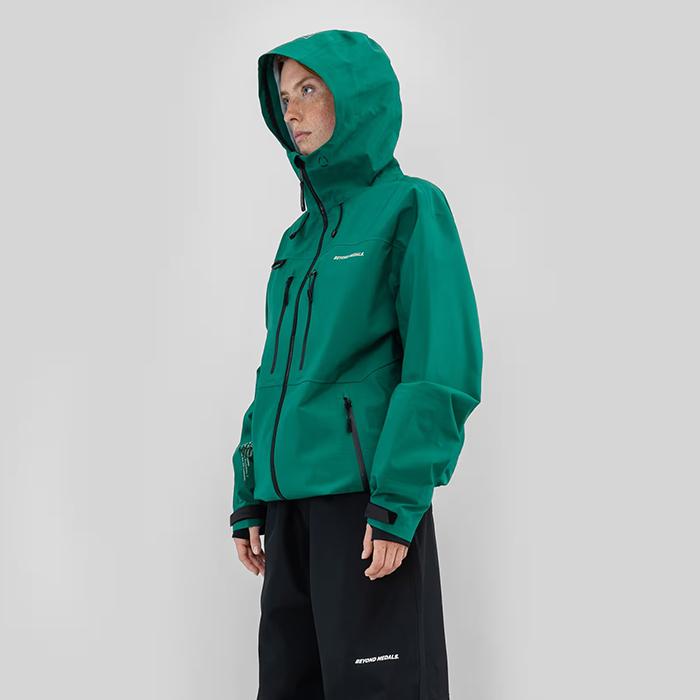 日本正規品 スノーボード ウェア ジャケット ビヨンドメダルズ BEYOND