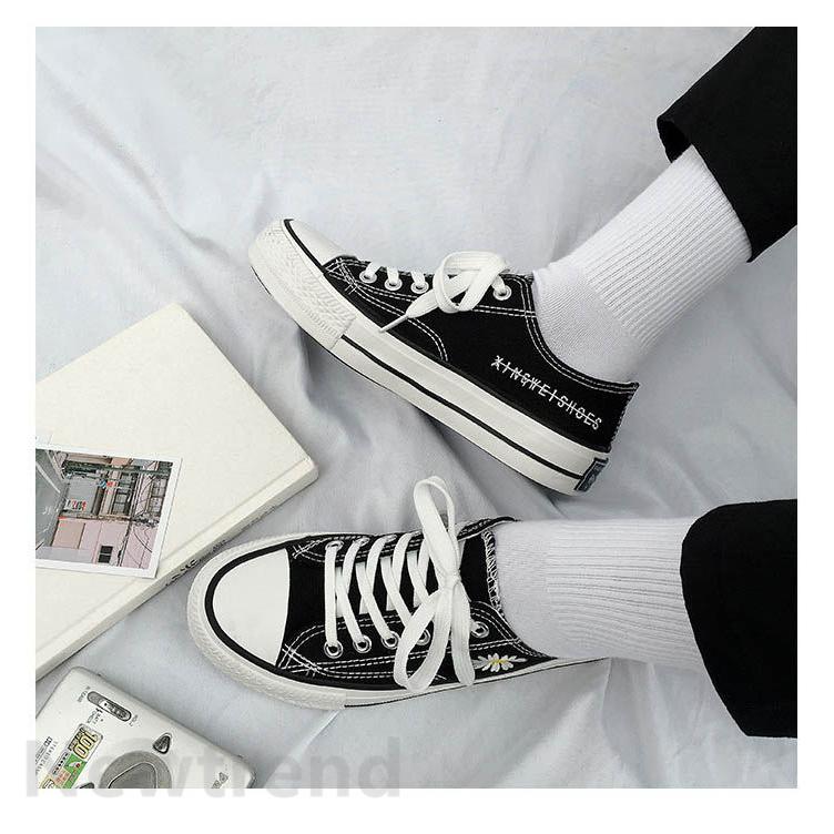 春夏 スニーカー レディース 靴 ローカット 軽い 歩きやすい 刺繍花 痛くない シューズ 美脚 軽量通気 キャラクター キャンバス おしゃれ Ladysh0299 Newtrend 通販 Yahoo ショッピング